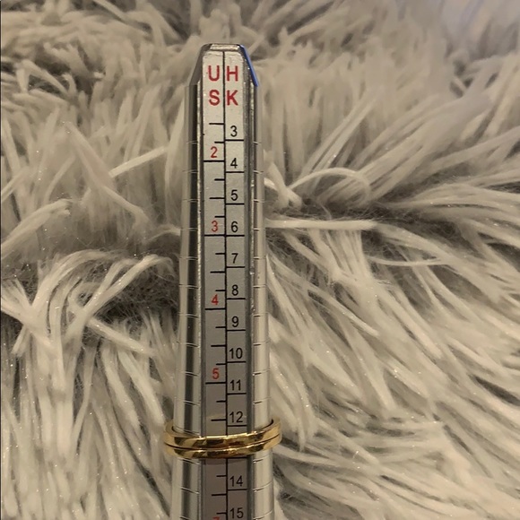 14KP Diamond and Gold Engagement Ring Set - Picture 8 of 8